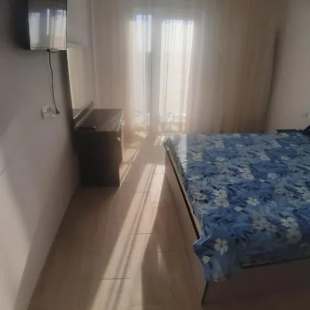 Mamaia Nord Aproape De Cluburi Apartament